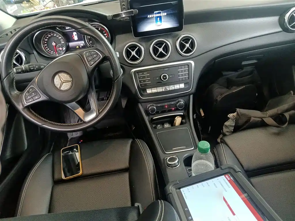 Mercedes-Benz GLA 2018 GLA 200 Dynamic фото 6