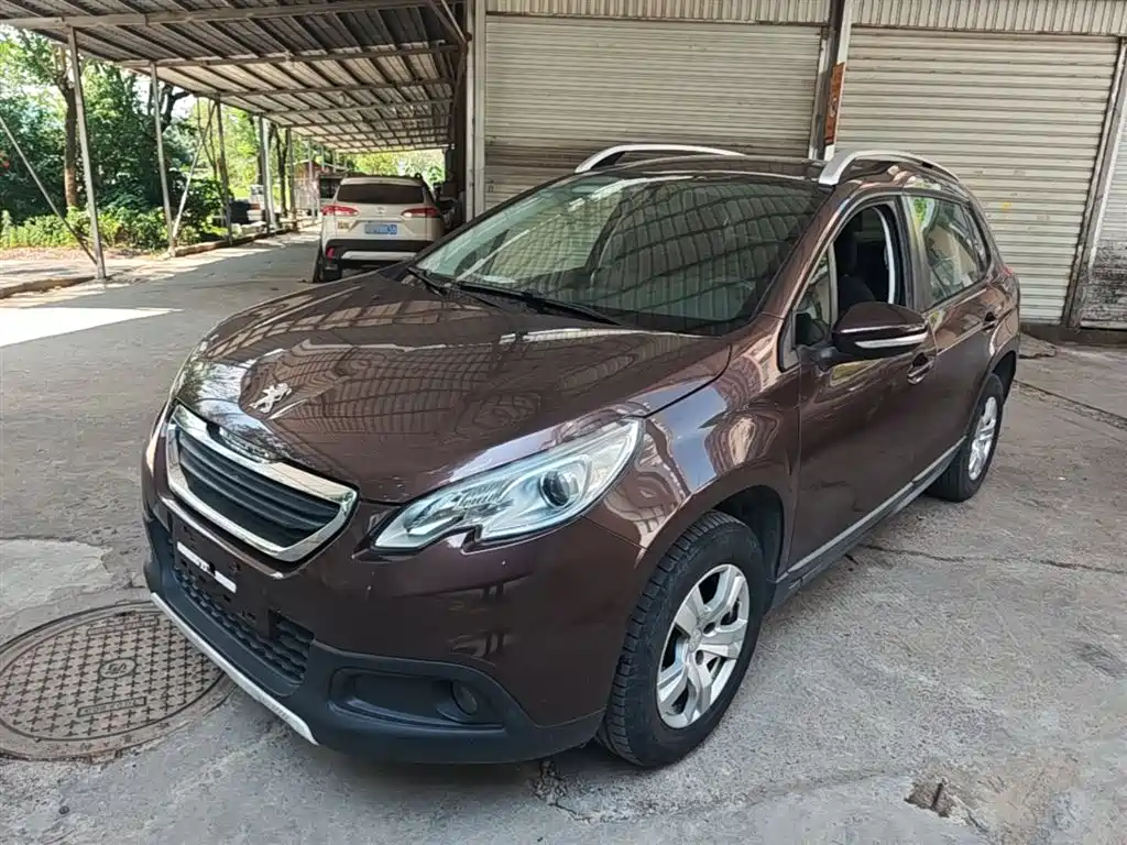 Peugeot 2008 2014 1.6L Automatic Trend Edition фото 2