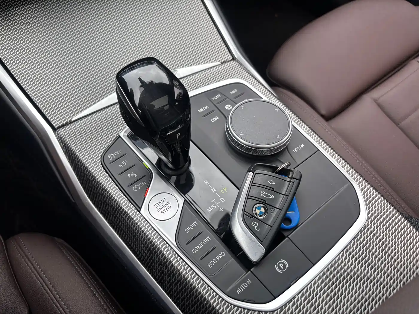 BMW 3 Series 2021 325Li M Sport Night Edition фото 15