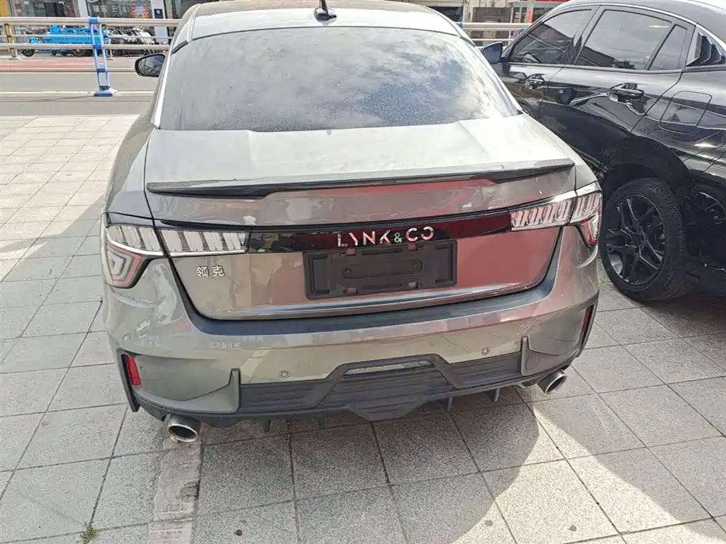 Lynk & Co 03 2022 2.0TD DCT Power Pro фото 6