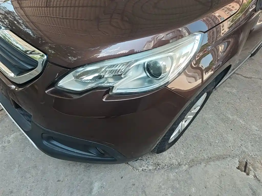 Peugeot 2008 2014 1.6L Automatic Trend Edition фото 24