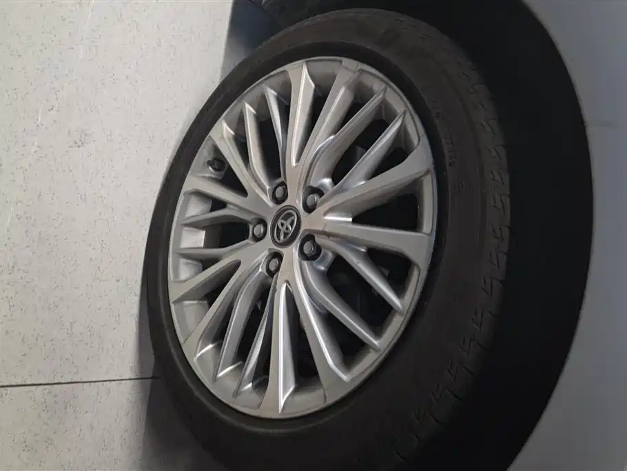 Toyota Camry 2019 Facelift 2.5G Luxury Edition фото 6