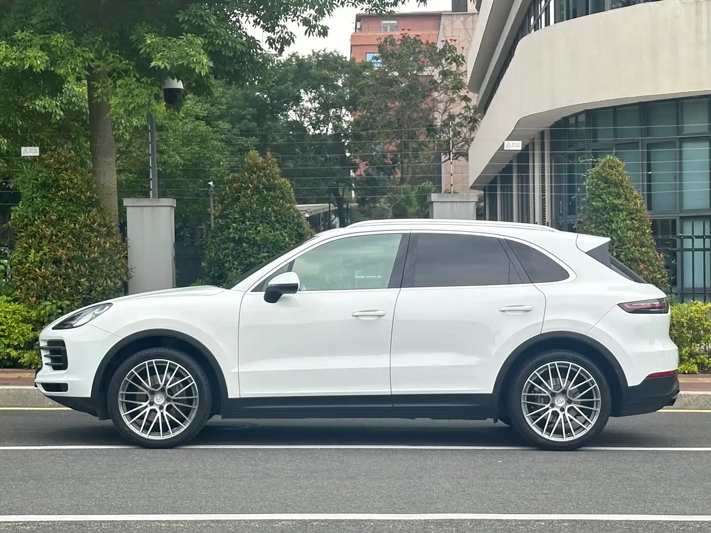 Porsche Cayenne 2019 Cayenne 3.0T фото 4