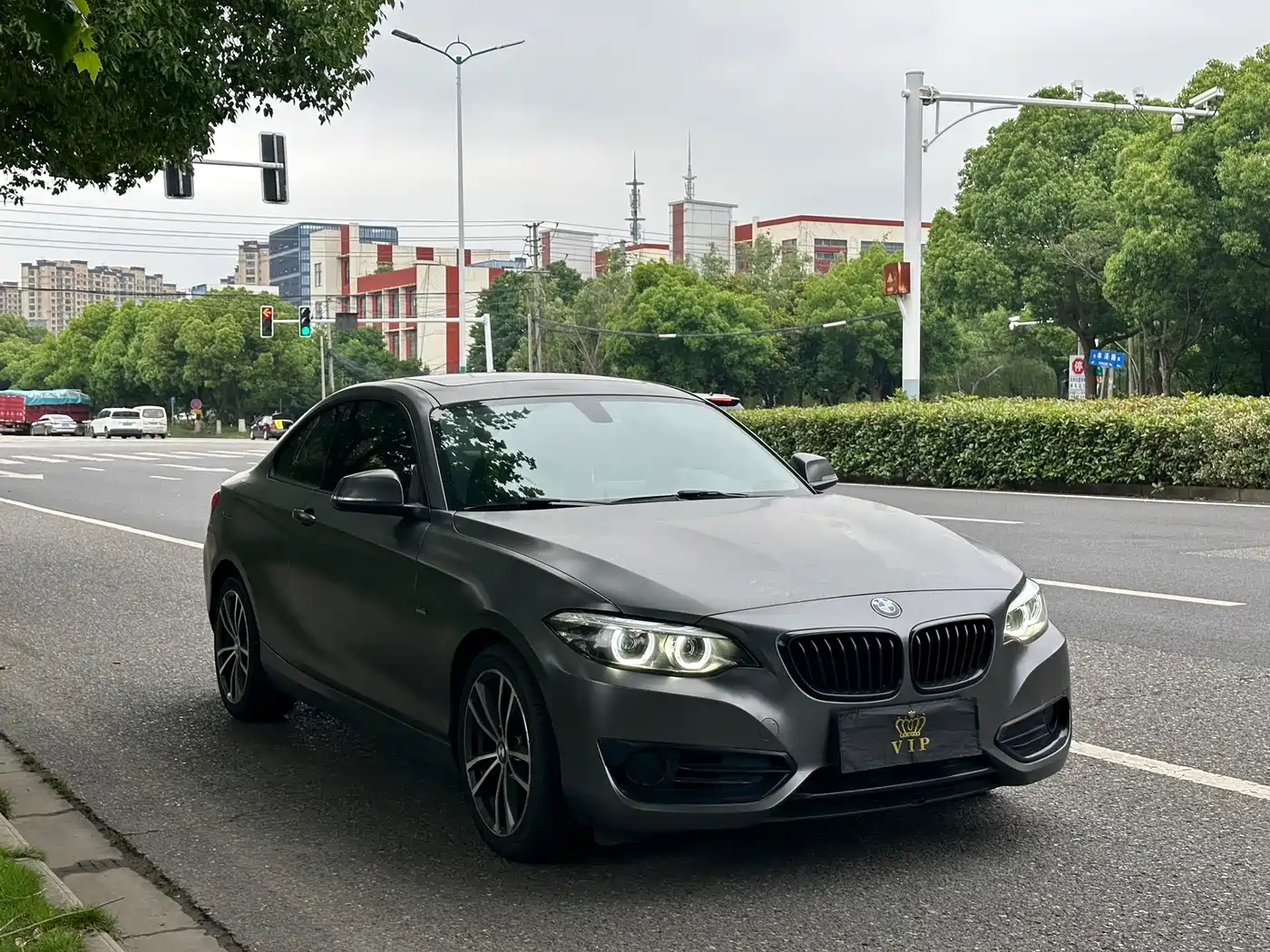 BMW 2 Series (Import) 2018 220i Sport Design Package фото 3