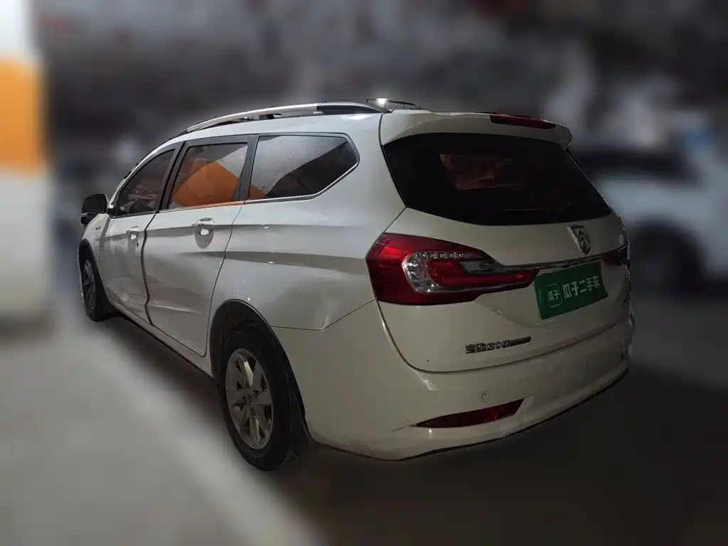 Baojun 310W 2017 2017 1.5L Manual Fashion Edition (China V)