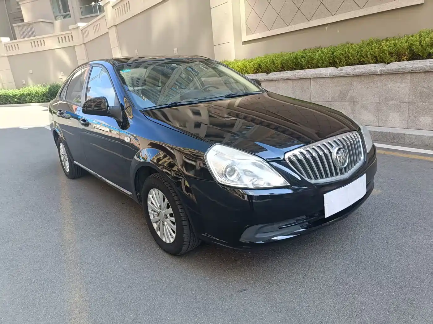 Buick Excelle 2015 1.5L Automatic Classic фото 2