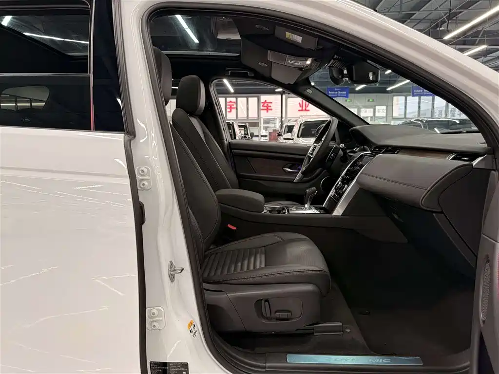 Land Rover Discovery Sport 2022 Model 249PS R-Dynamic S Performance Edition 5-Seater фото 8