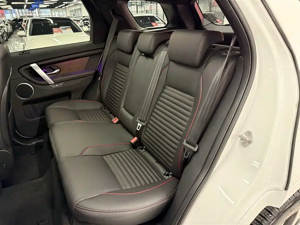 Land Rover Discovery Sport 2022 Model 249PS R-Dynamic S Performance Edition 5-Seater фото 11