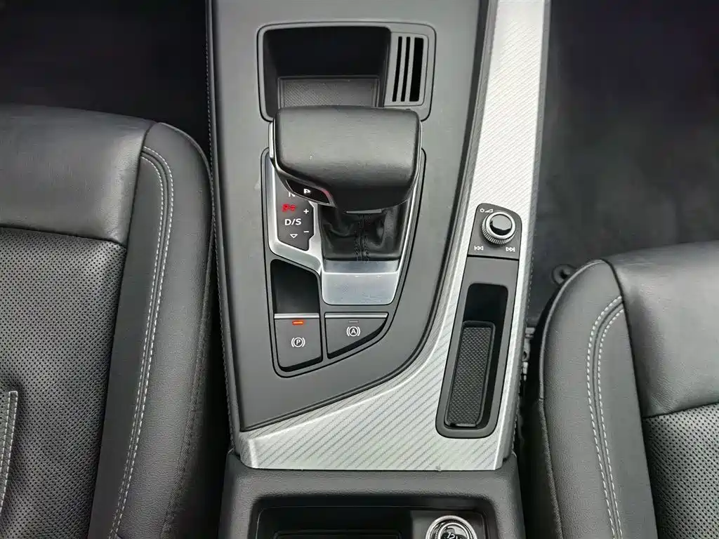 Audi A4L 2020 40 TFSI Fashion Elegance фото 13