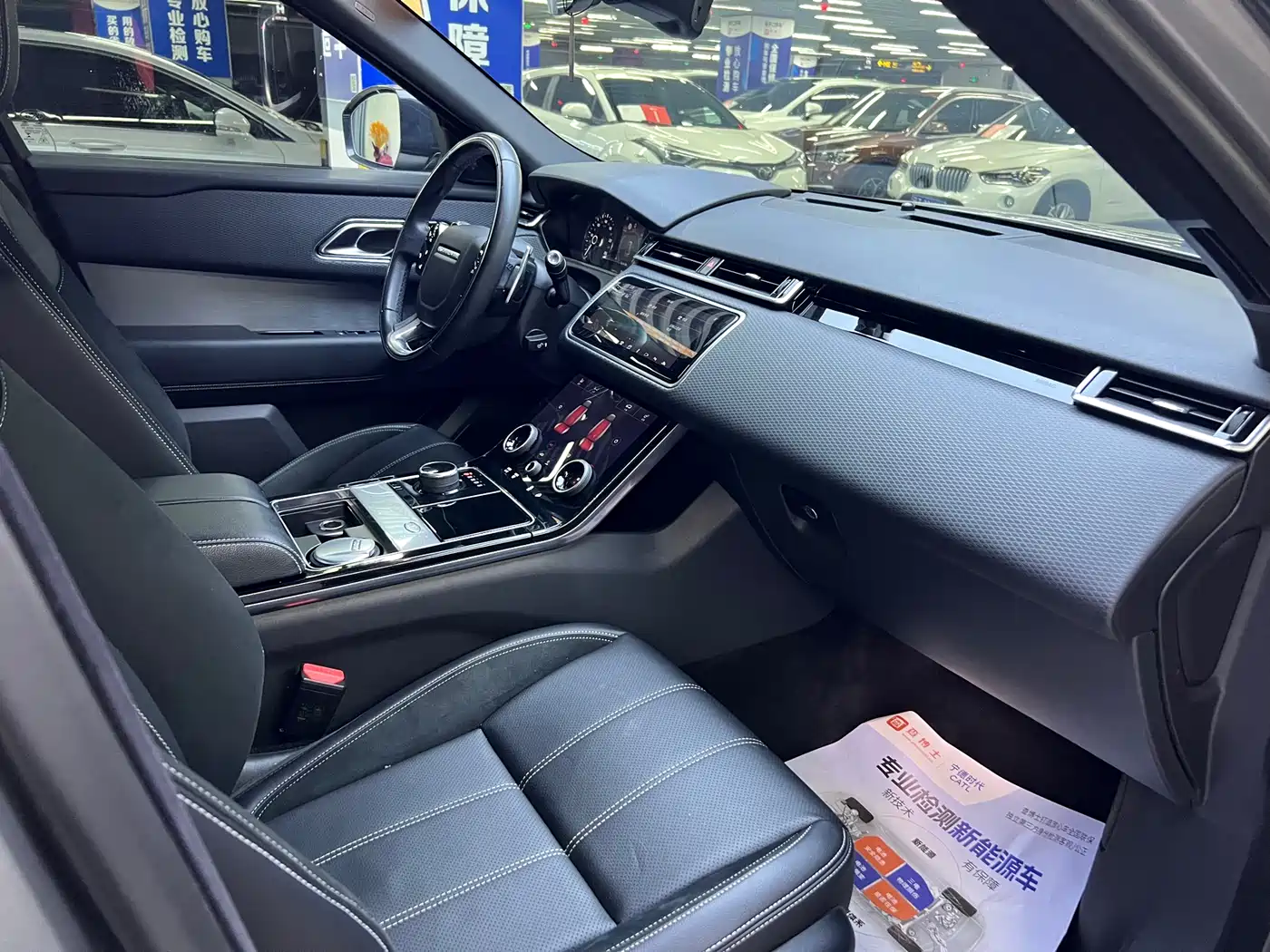 Land Rover Range Rover Velar 2019 250PS R-DYNAMIC S фото 12