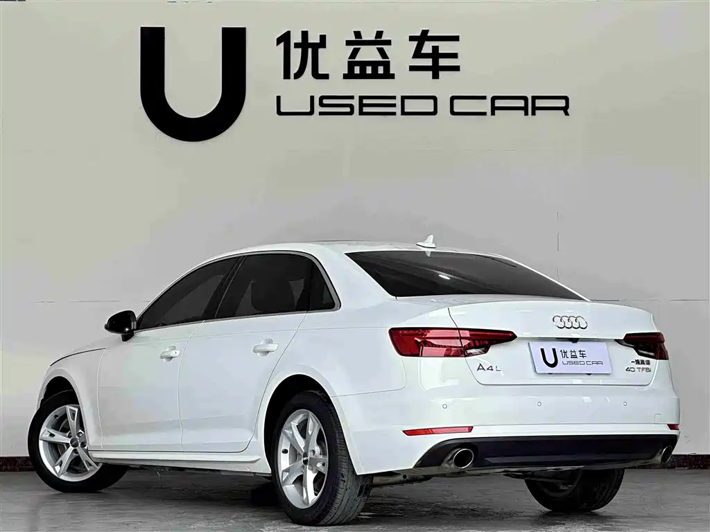 Audi A4L 2017 40 TFSI Fashion Edition фото 7