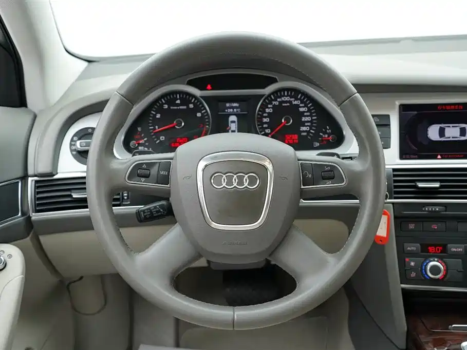 Audi A6L 2010 2.4L Technology фото 15