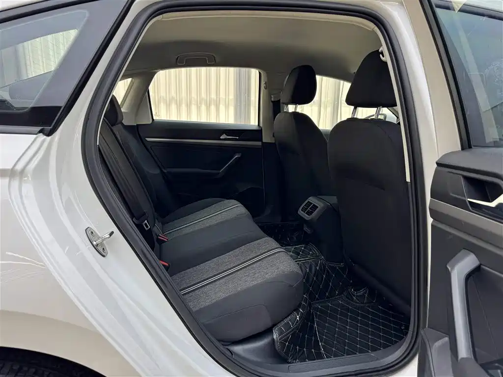 Volkswagen Lavida 2019 1.5L Automatic Trend Edition China VI фото 12