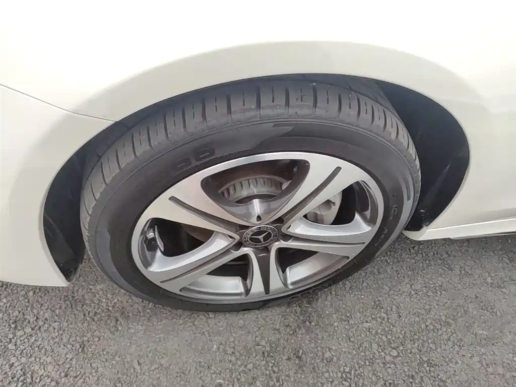 Mercedes-Benz E-Class 2019 E 260 L Sport фото 23