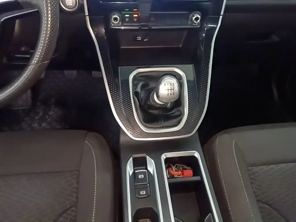 Haval M6 2024 2023 PLUS 1.5T Manual Elite Smart Connect