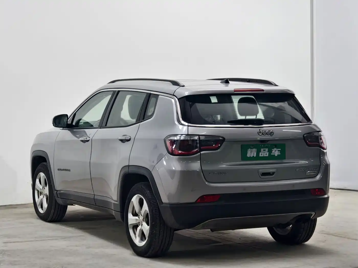 Фото 6 - Jeep Compass
