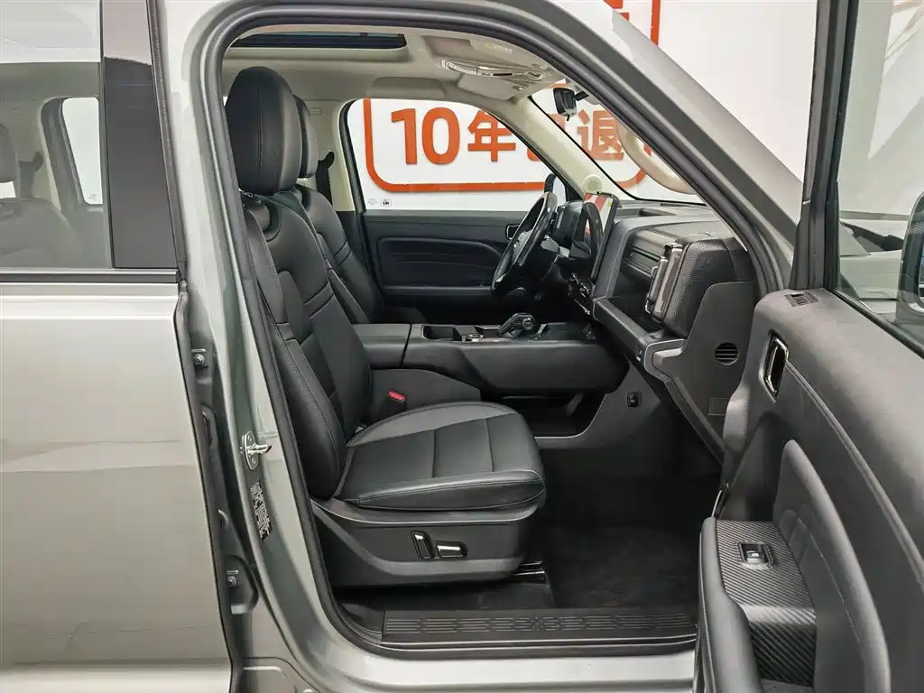 Haval Meng Long NEV 2023 Hi4 102 Explorer Edition фото 23