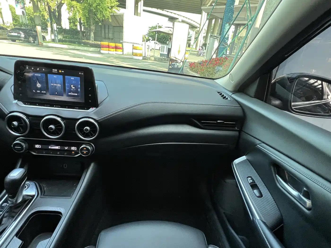 Nissan SYLPHY, миниатюра 11