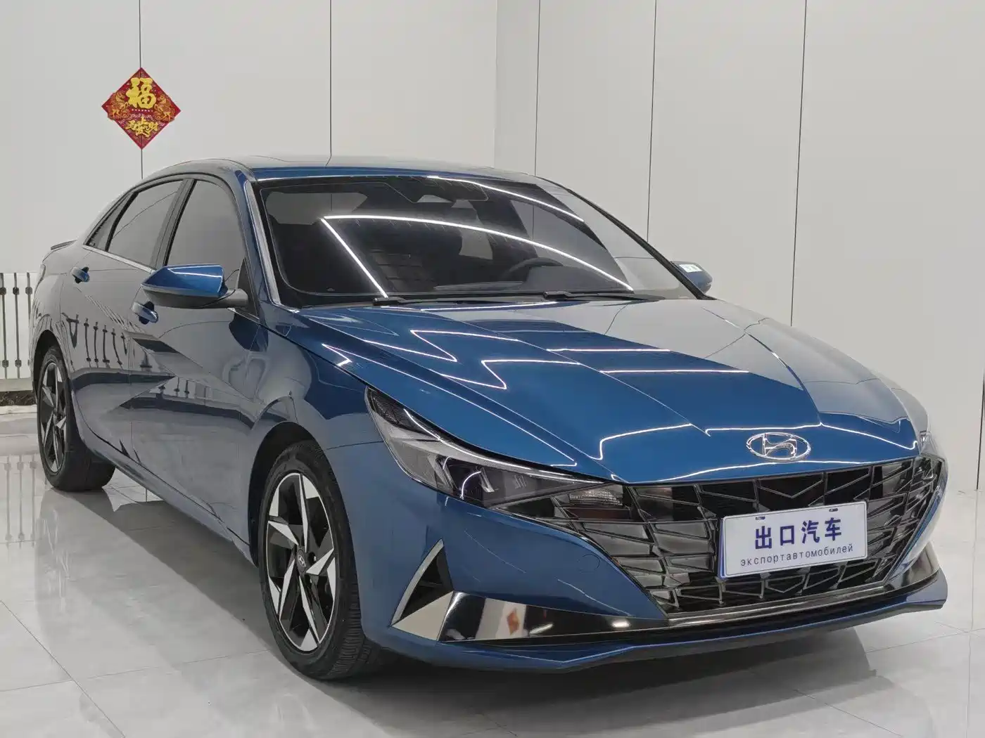 Hyundai Elantra 2022 240TGDi DCT LUX Premium Edition фото 3