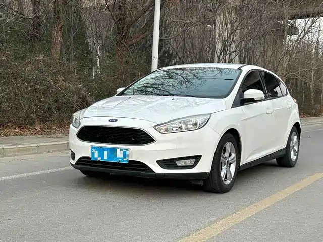 FORD FOX