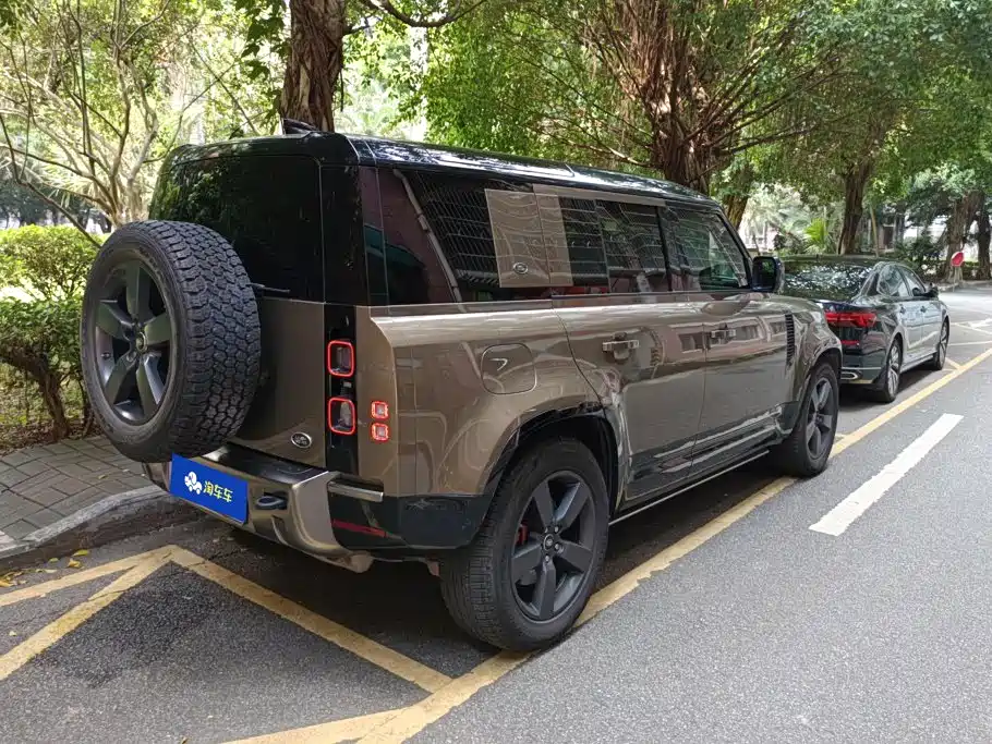 صورة 3 - Land Rover Defender