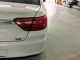 Фото 8 - Geely Vision