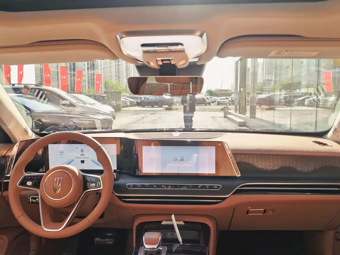 Hongqi H9 2025 2.0T 2WD Qixiang Luxury Business Edition 5-seater фото 15