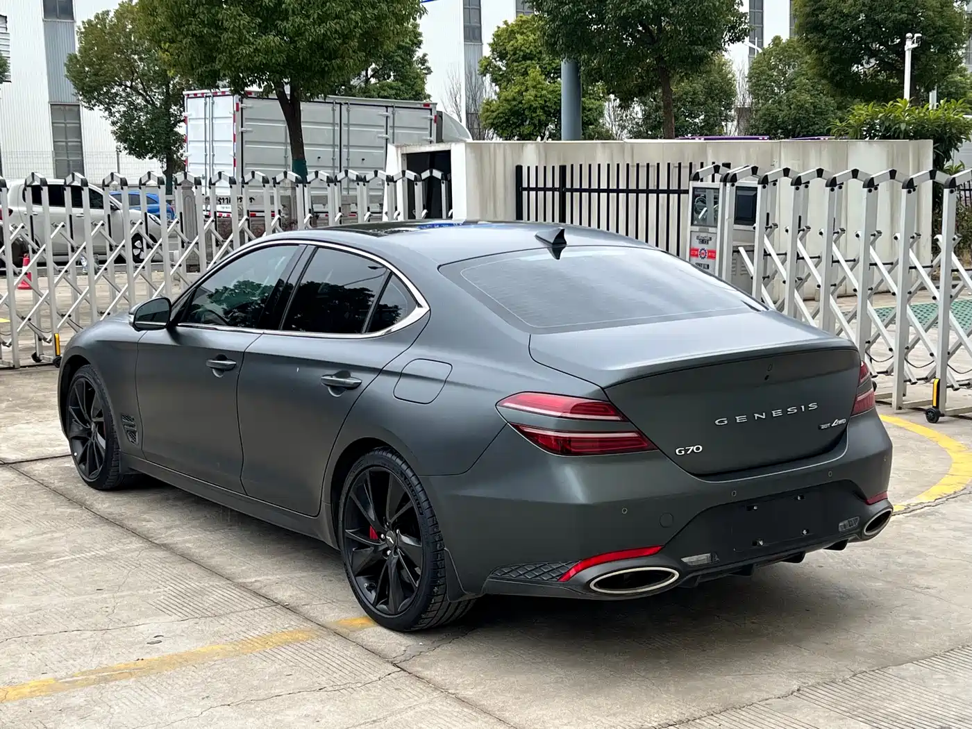 GENESIS G70