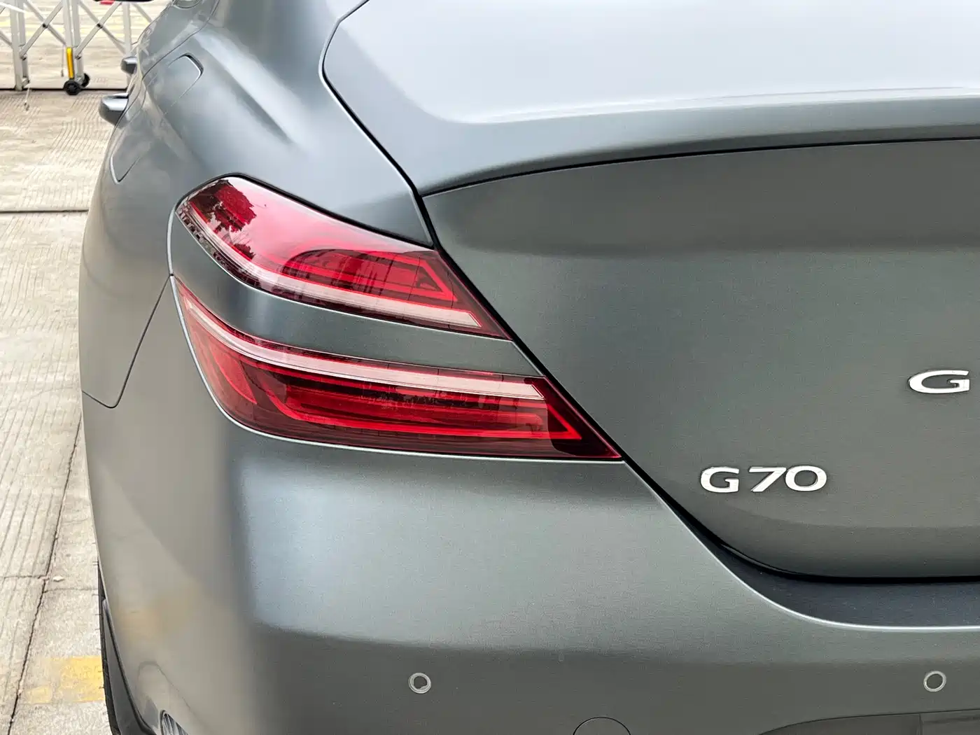 GENESIS G70