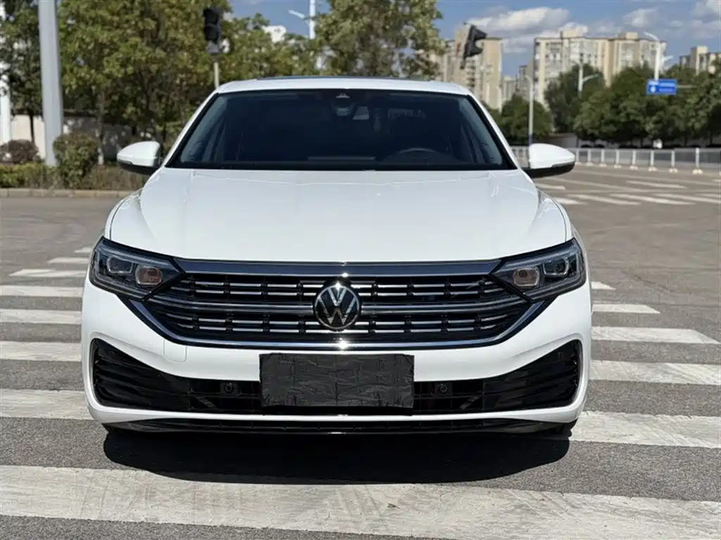Volkswagen Sagitar 2023 300TSI DSG Surpassing Edition фото 9