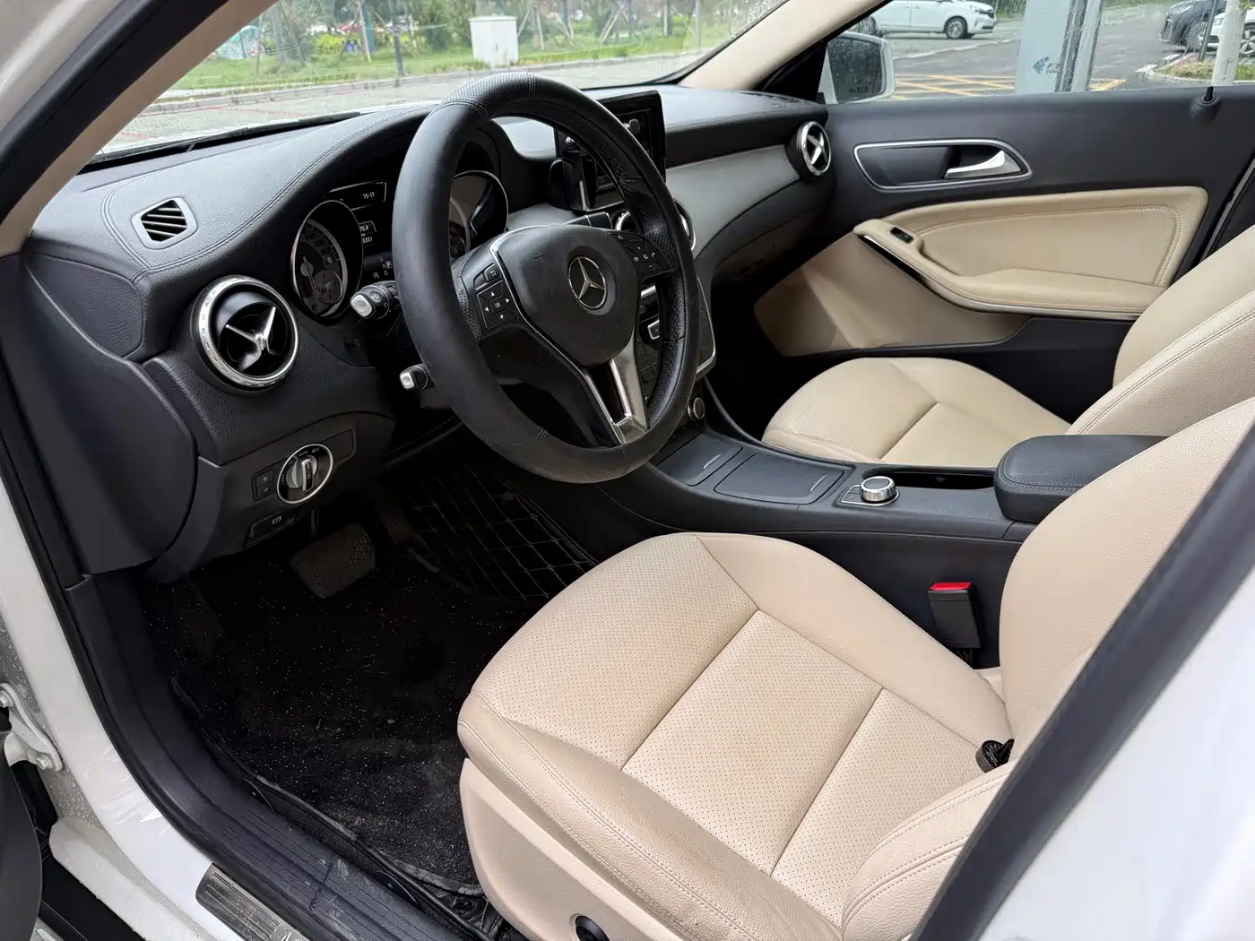 Mercedes-Benz GLA 2015 GLA 200 Fashion фото 6