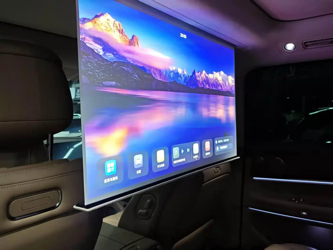 AITO Wenjie AITO M9 2025 Extended Range Ultra 52kWh 6-Seater фото 18