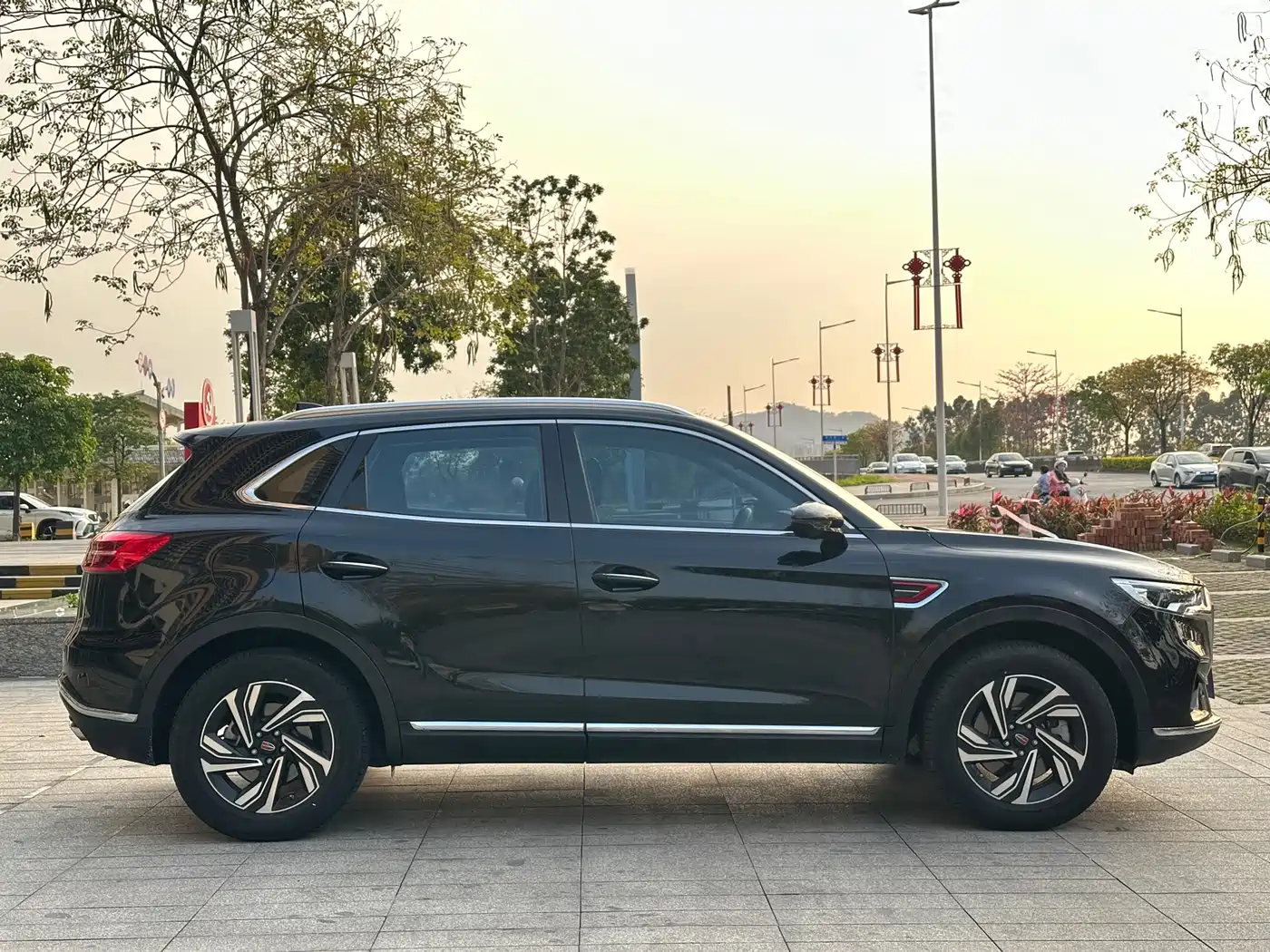 Hongqi HS5 2022 2.0T Smart Connect Premium Edition фото 38