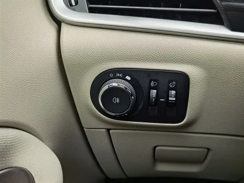 Buick Verano 2015 Sedan 15S Automatic Progressive фото 21