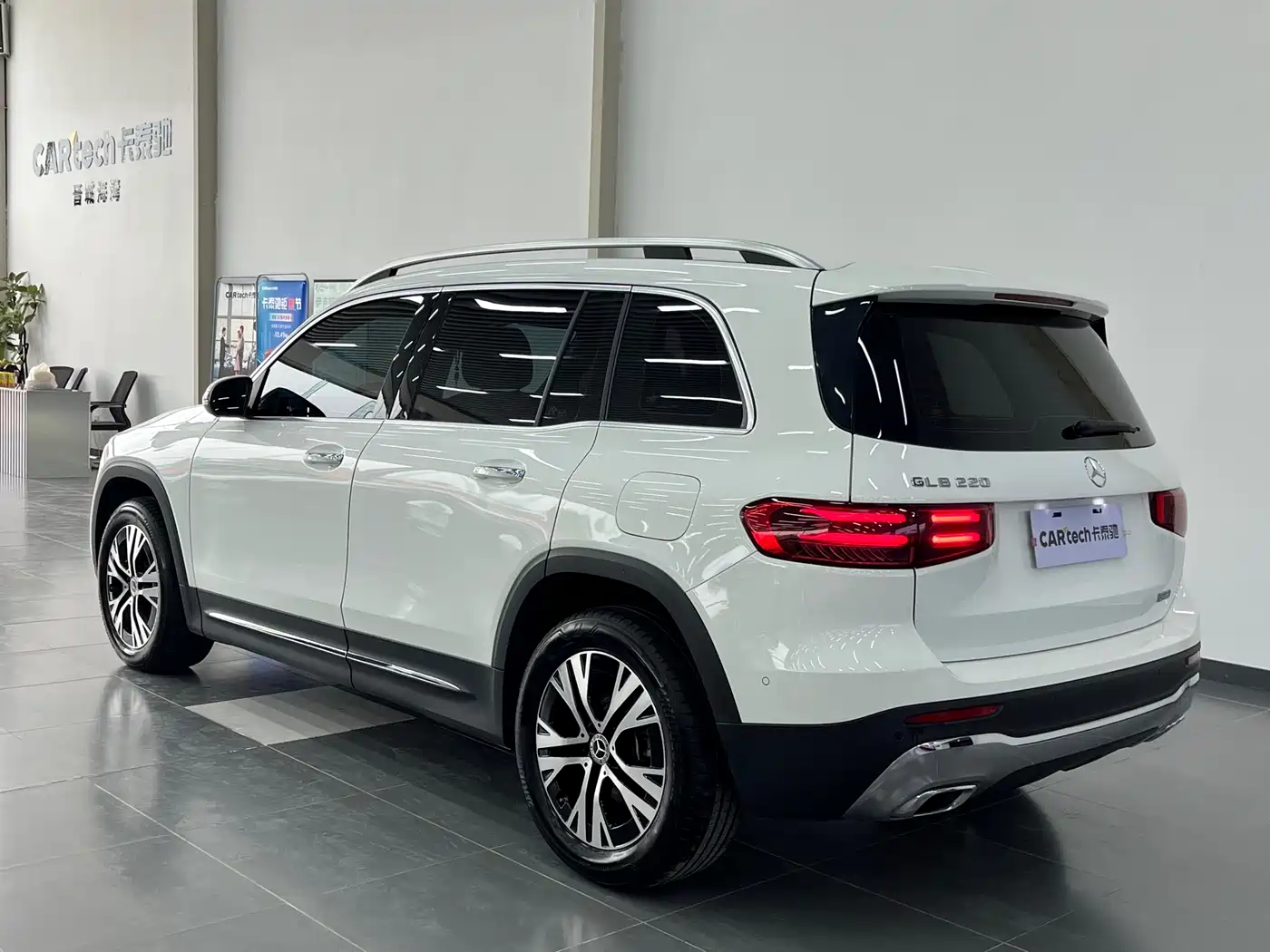 Mercedes-Benz GLB 2024 GLB 220 Dynamic фото 19