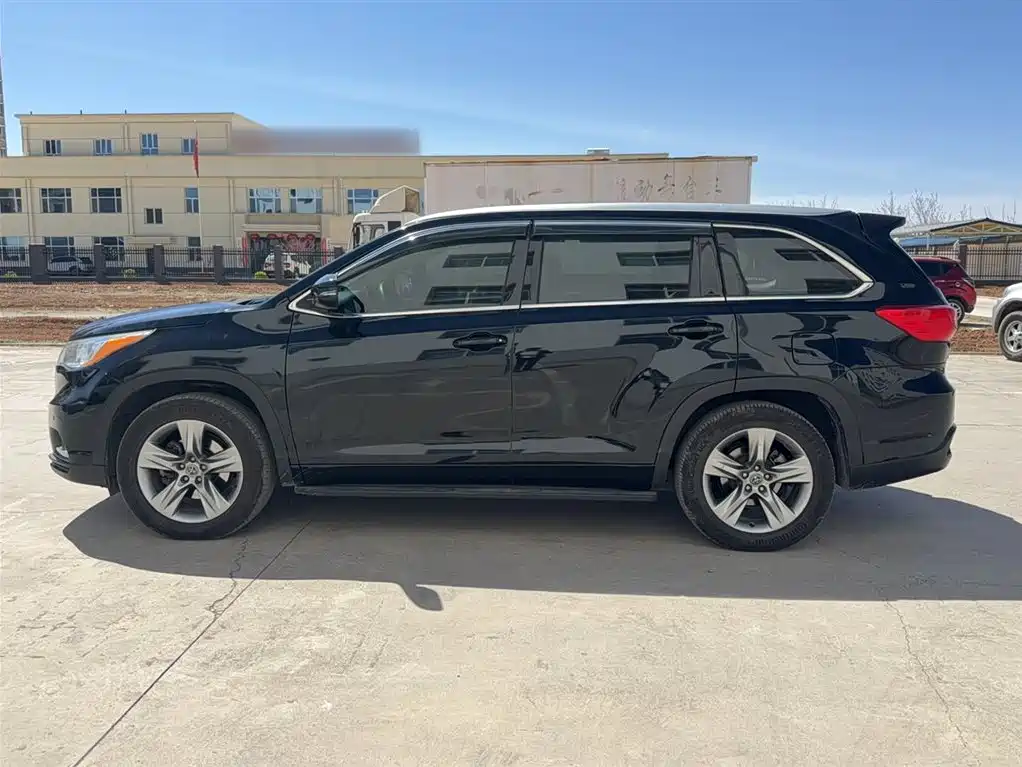 Toyota Highlander 2015 2.0T AWD Luxury Edition 7-seater фото 8