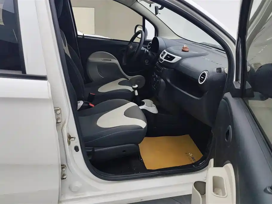 Chery QQ 2016 2013 1.0L Manual Joy Edition