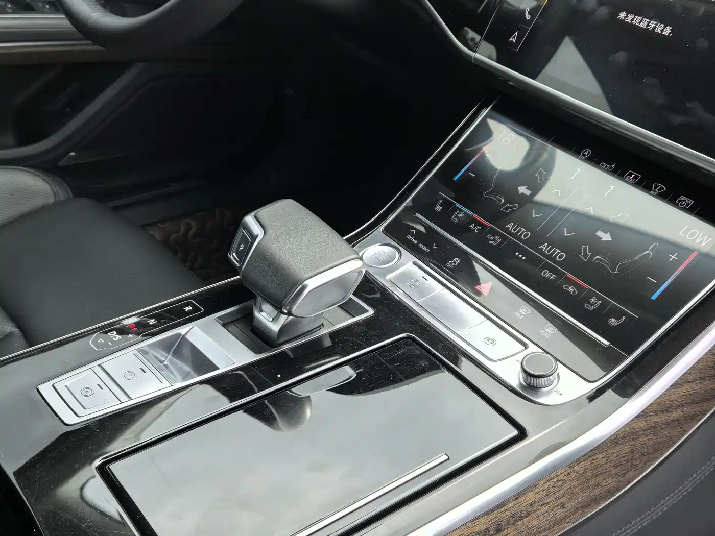 Audi A8 2019 Facelift Plus A8L 55 TFSI quattro Premium фото 10