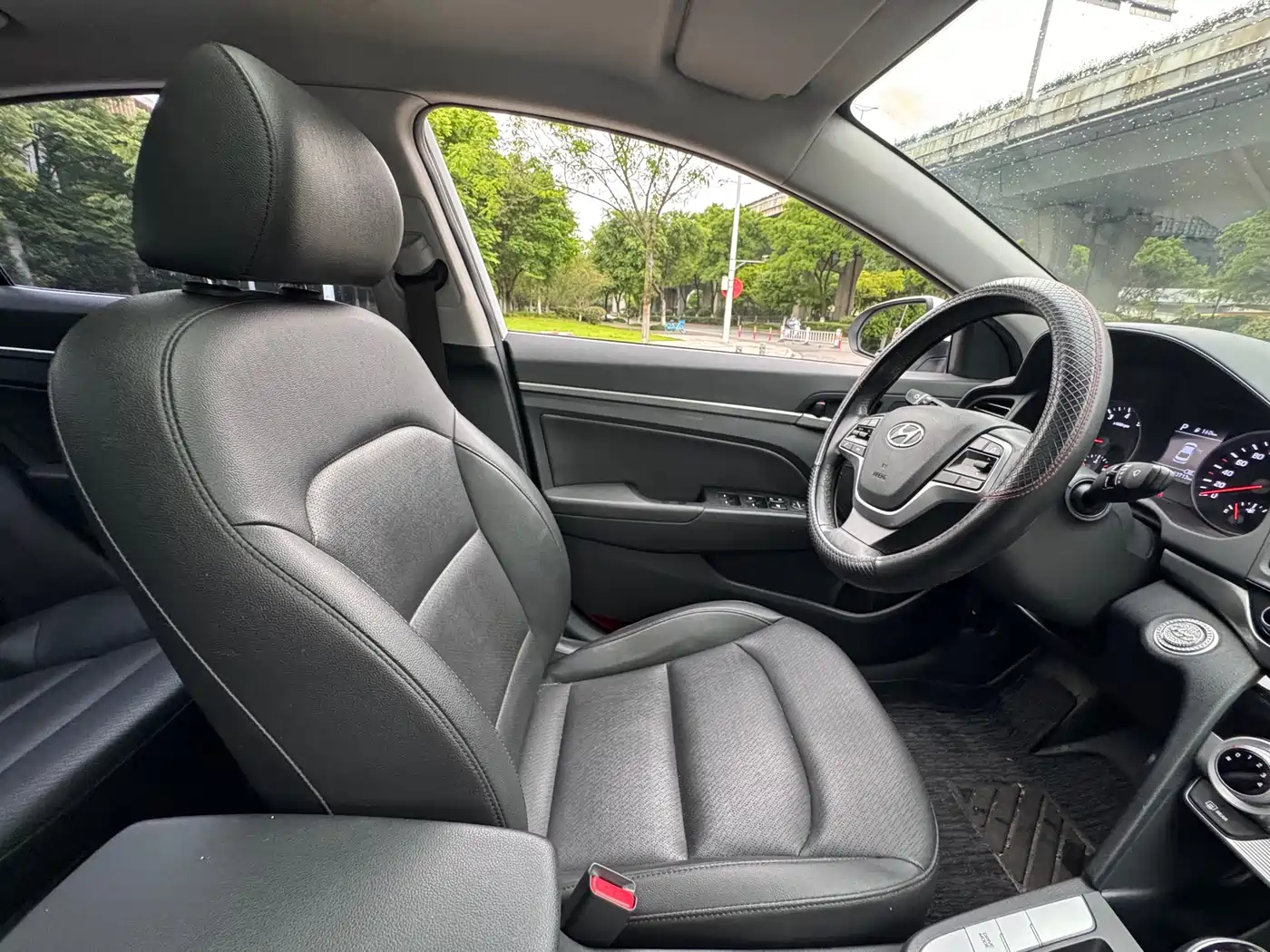Hyundai Elantra 2020 1.5L CVT Smart Style·Elite фото 20