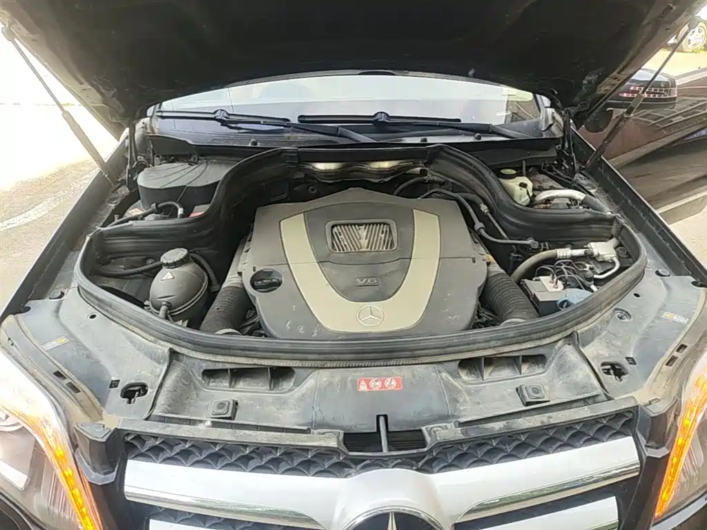 Mercedes-Benz GLK-Class 2013 Facelift GLK 300 4MATIC Fashion фото 20