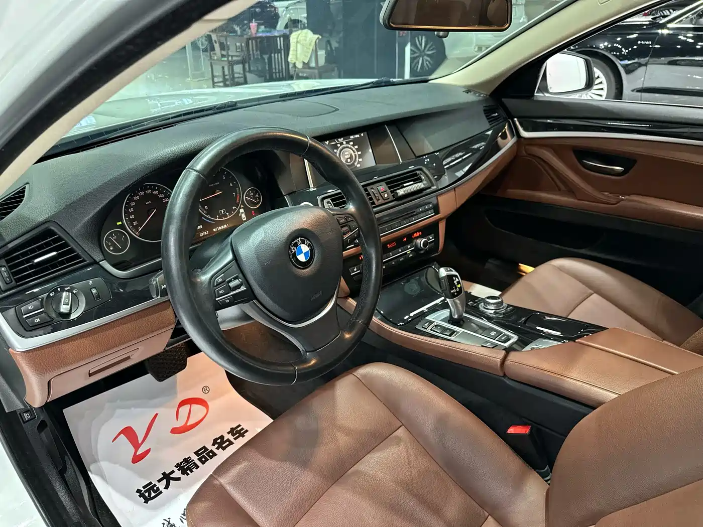 BMW 5 Series 2017 520Li Classic Edition фото 5