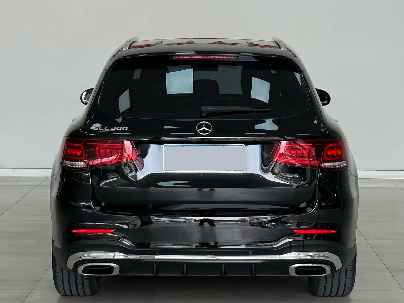 MERCEDES-BENZ GLC