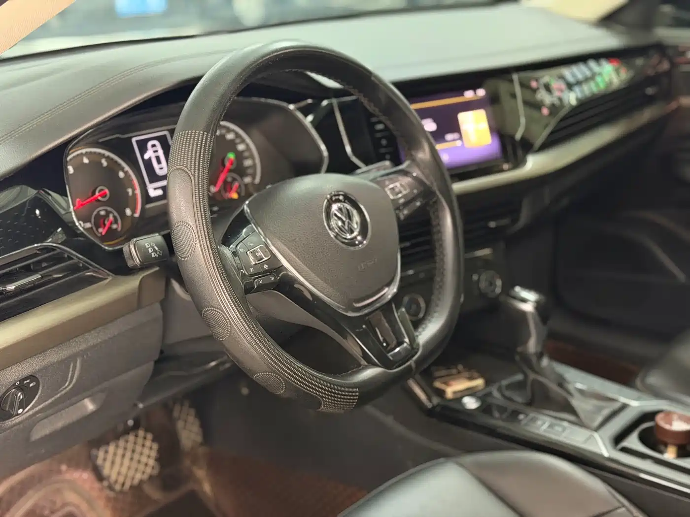 Volkswagen Passat 2019 Model 280TSI Business Edition China VI фото 4