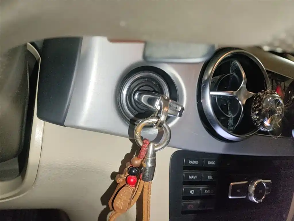 Mercedes-Benz GLK-Class 2013 Facelift GLK 300 4MATIC Fashion фото 9