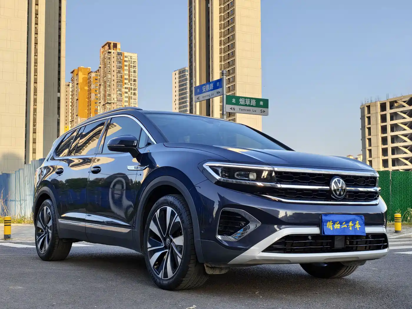 Volkswagen Talagon 2023 380TSI 4WD R-Line Explorer Edition фото 3