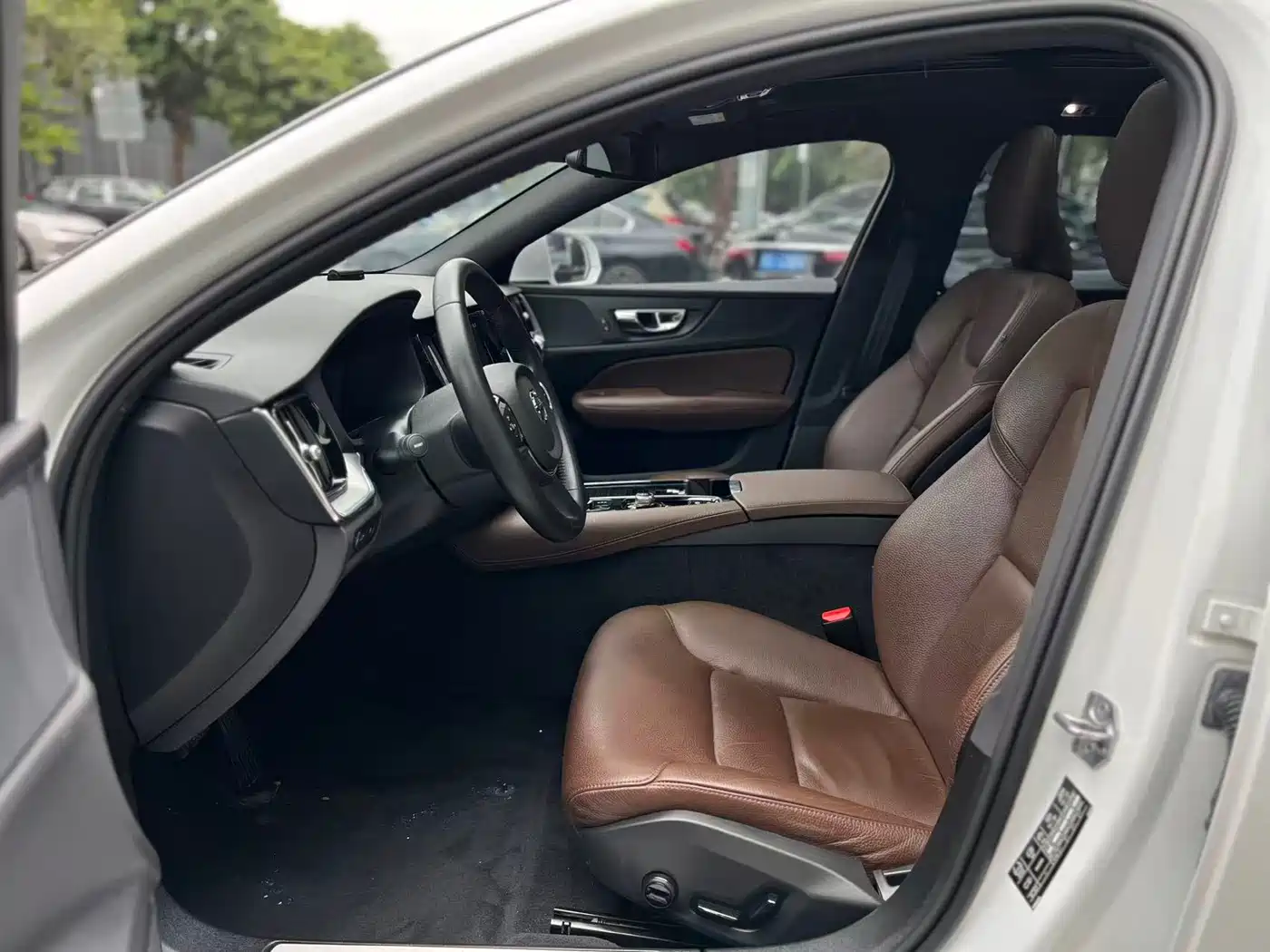 VOLVO S60 PLUG IN HYBRID