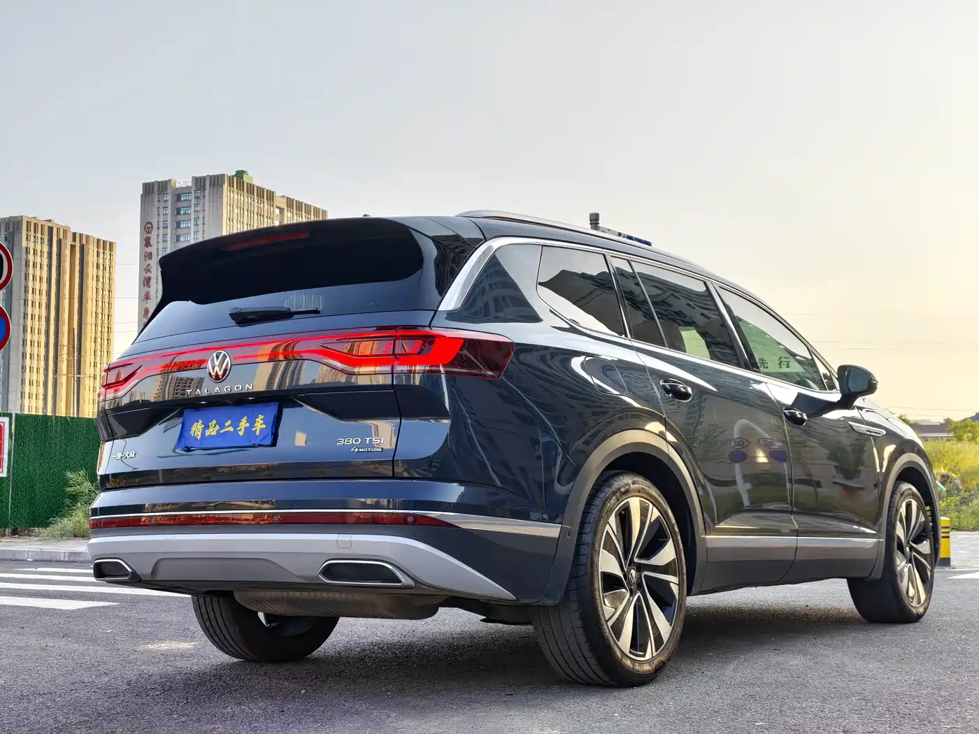 Volkswagen Talagon 2023 380TSI 4WD R-Line Explorer Edition фото 7