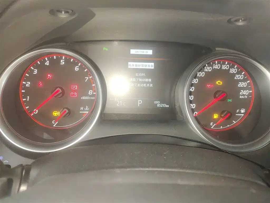 Toyota Camry 2018 2.0S Sport Edition фото 12