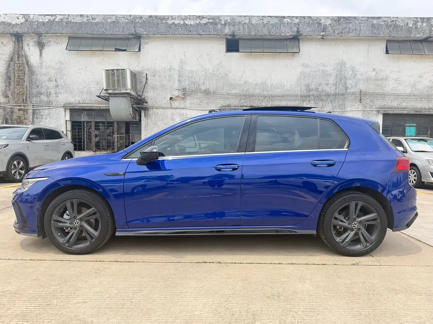 Volkswagen Golf 2021 280TSI DSG R-Line фото 8