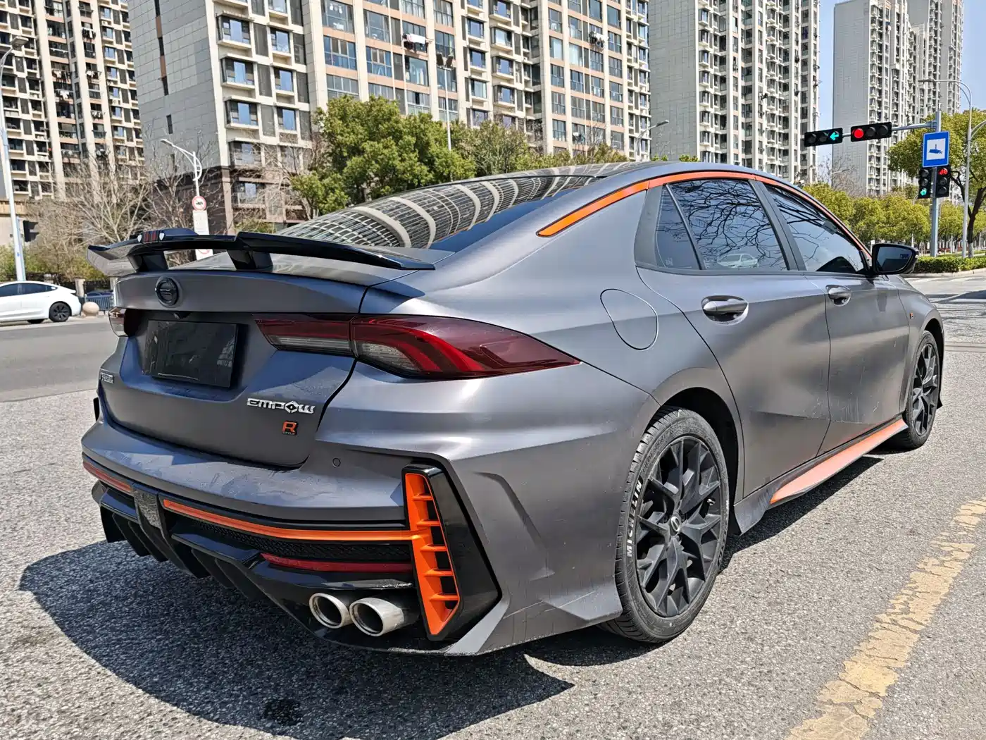 GAC Trumpchi Trumpchi Emkoo 2022 270T DCT J16 R-style Track Edition фото 5